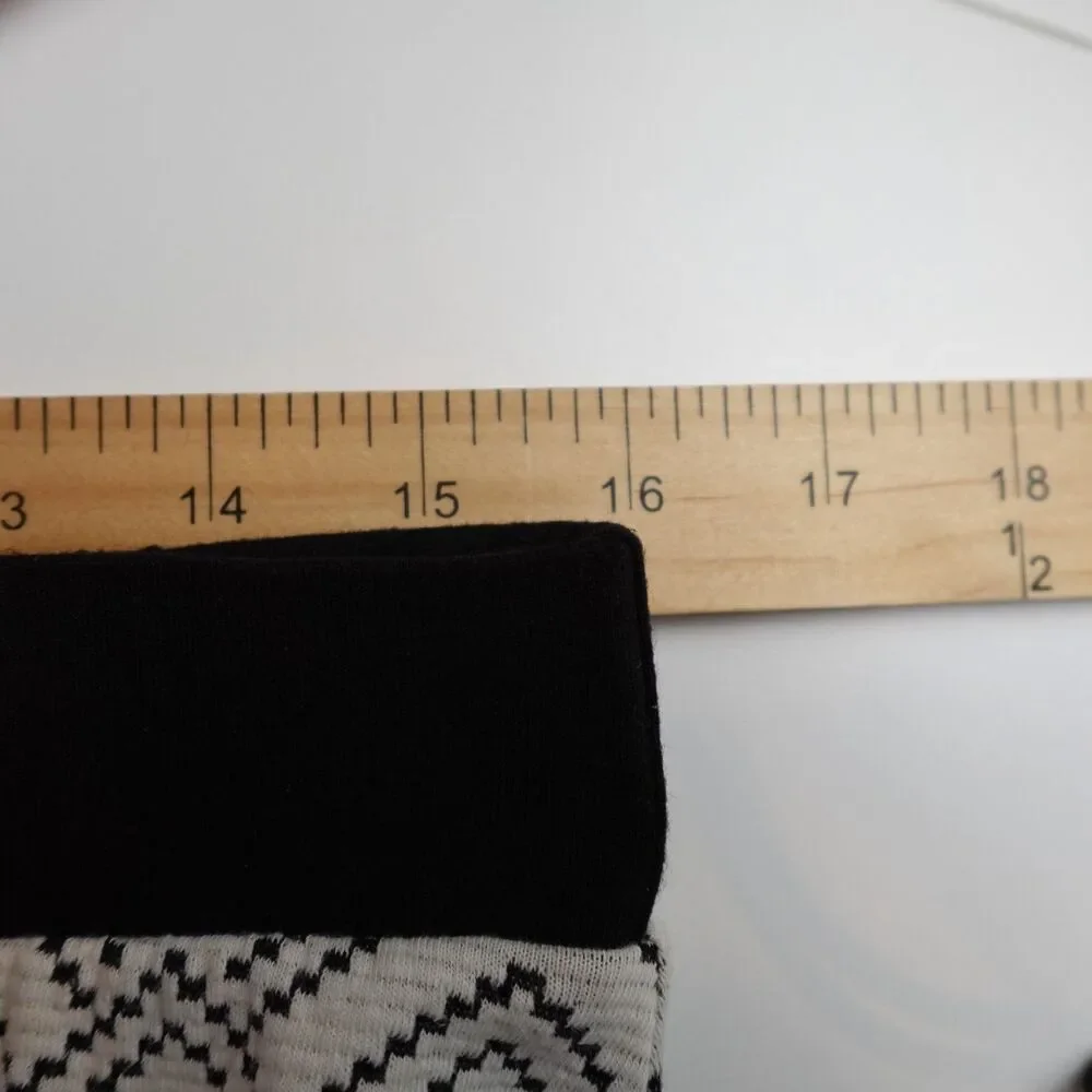 Gilli Skirt XL Stretch Black / White Geometric Pattern Pull on Comfy Preppy Work